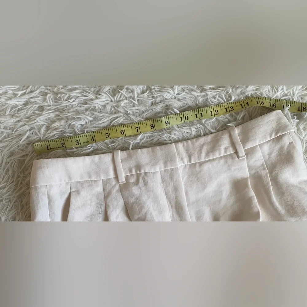 Aritzia The Effortless Pant™ Curve-Fit - Crepette™ - Picture 6 of 9